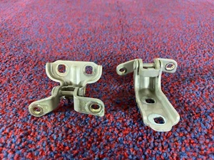 CADILLAC ATS_4 2.0L 13-19 TURBO OEM 2X BISAGRAS BISAGRAS PUERTA PASAJERO TRASERO DERECHO - Imagen 1 de 3