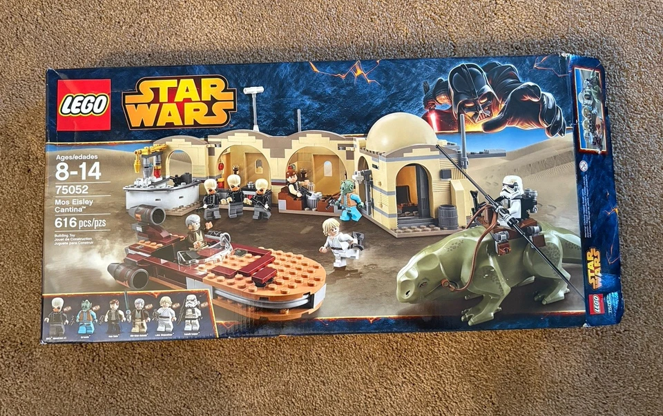LEGO STAR WARS: Mos Eisley Cantina 75052 RETIRADO Foto 1 de 1
