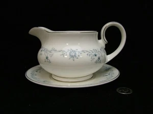ROYAL DOULTON ANGELIQUE GRAVY BOAT WITH UNDERPLATE NOT ATTACHED H4997 - Picture 1 of 2