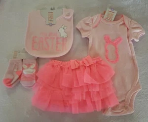 Carter's Just One You Größe 9 Monate Osteroutfit mit Lätzchen & Socken rosa Häschen neu mit Etikett - Bild 1 von 4
