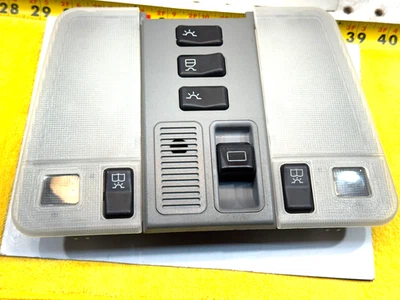 正品梅赛德斯 96-99 W140 S600 C140 前中心灰色 268 圆顶 1 灯,2 型 — 第 1/4 张图片