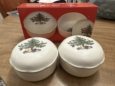 Nikko Felices Fiestas Bon Plato 4” Par Navidad Cubierta Caramelo Plato Árbol Peluche Foto 1 de 4