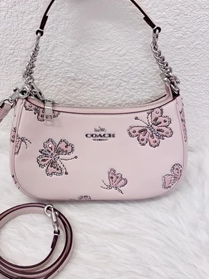 Cartera Coach con cremallera en esquina mediana nueva con etiquetas en lona exclusiva con estampado de corazón CQ146 Foto 1 de 4