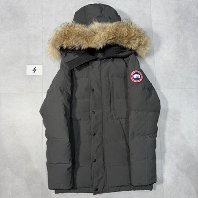 Canada Goose Carson Parka Graphite - Size XS - Used 9.5/10 Condition - Image 1 of 4