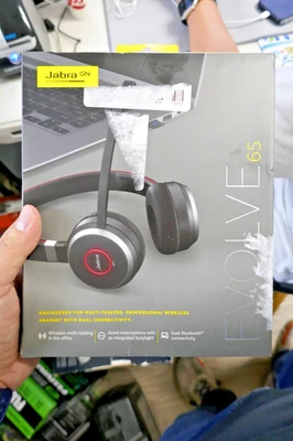 Jabra GN Evolve 65 Professional Wireless Headset | #C8 - Image 1 of 2