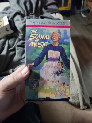 The Sound of Music (, 2-Tape Set, Silver Anniversary Edition) Julie Andrews - VH - Image 1 of 4