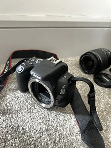 CANON EOS 200D Camera - NEVER USED - Battery&Charger + 18-55mm + 75-300mm Lenses - Picture 1 of 8