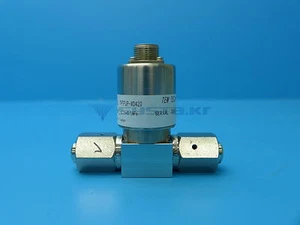 TEM TECH TPTFUP-WD420-3/8, Pressure Gauge, Range : -0.1~0.5MPa - Picture 1 of 6