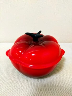 Le Creuset Red Tomato Mini Cocotte Petite Stoneware Vegetable Casserole from JP - Image 1 of 4