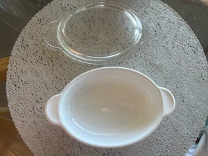 Cazuela ovalada Corning Ware AuGratin de 11 onzas con tapa Pyrex - Imagen 1 de 5