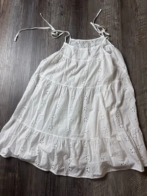 VICTORIAS SECRET SWIM WHITE COTTON BABYDOLL DRESS SZ XS Coverup Light Flower - Image 1 of 4