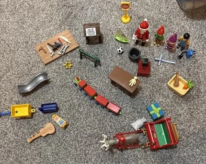 Playmobil 9264 Santa's Workshop Christmas Advent Calendar Train Figures Lot(B5) - Picture 1 of 14