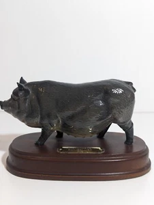 Royal Doulton Vietnamese Pot Bellied Pig on Wooden Stand Vintage Collectable VGC - Picture 1 of 6