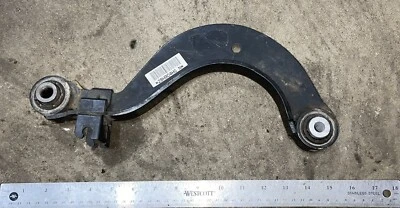 Brazo de control superior trasero izquierdo o derecho OE 2009-2017 Volkswagen Tiguan 1K0505323 Foto 1 de 4