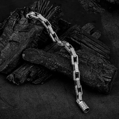 Solid 925 Sterling Silver Hand-Engraved Men's Bracelet - Image 1 of 3