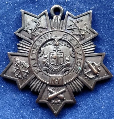 Medalla de Servicio Fiel de la Guardia Nacional de Nueva York numerada de bronce temprana de Tiffany & Co. Foto 1 de 3