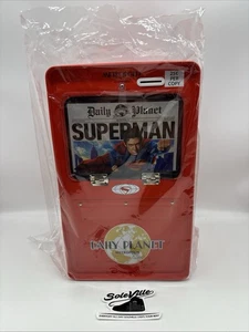 NEU AMC Superman Daily Planet Popcorn Eimer - in der Hand - Versand kostenlos für Käufer! - Bild 1 von 5