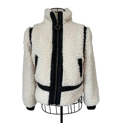 Chaqueta de piel de oveja sintética con ribete de cuero sintético Design History para niña talla grande / 14 Foto 1 de 4