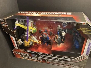 Hasbro Transformers Collectors Club Set Battle For The Cyber Keys Actionfiguren - Bild 1 von 12