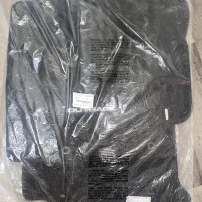 原始设备制造商斯巴鲁 Outback 2020 - 25 黑色脚垫全新四件套原厂封装 — 第 1/3 张图片