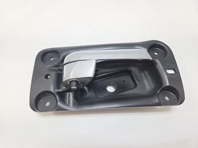 Manija de puerta interior de pasajero derecho delantero trasero Hummer H3 2006-10 OEM 15788695 Foto 1 de 4