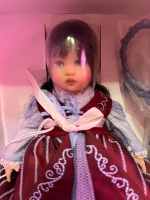 Helen Kish & Co, Riley "Snow White" 7.5" Vinyl, 2005 (Gently Pre-owned) - Image 1 of 4