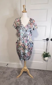 H & M Watercolor Floral Print Dress, Size 12 (runs small) w/pockets. - Picture 1 of 10