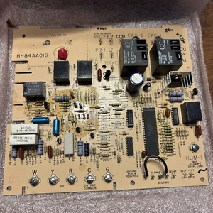 NIB Carrier Bryant Payne HH84AA016 Furnace Control Circuit Board Heater **READ** - Picture 1 of 8
