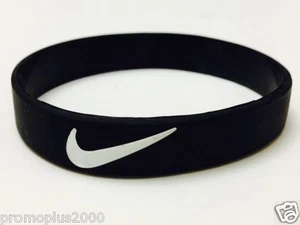 Nike Sports Baller pulsera de silicona con logotipo negro/blanco - Imagen 1 de 2