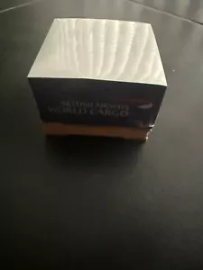 British Airways World Cargo Notizblock auf einer Minipalette - Bild 1 von 1