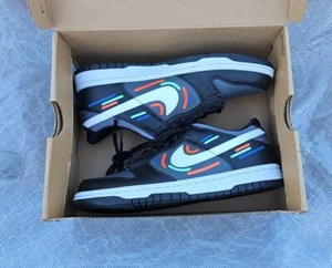 Nike Dunk Low NN (GS) - schwarz weiß grün leuchten Gr. UK 4,5 EUR37,5 NEU - Bild 1 von 9