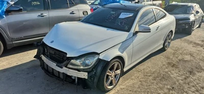 Mercedes-Benz Clase C 2014 transmisión automática OEM 103 k millas - LKQ435316698 Foto 1 de 4