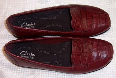 CLARKS BENDABLES Talla 8.5 Bayou 35591 CUERO BORGOÑA Zapatos sin cordones de cocodrilo NUEVO Foto 1 de 4