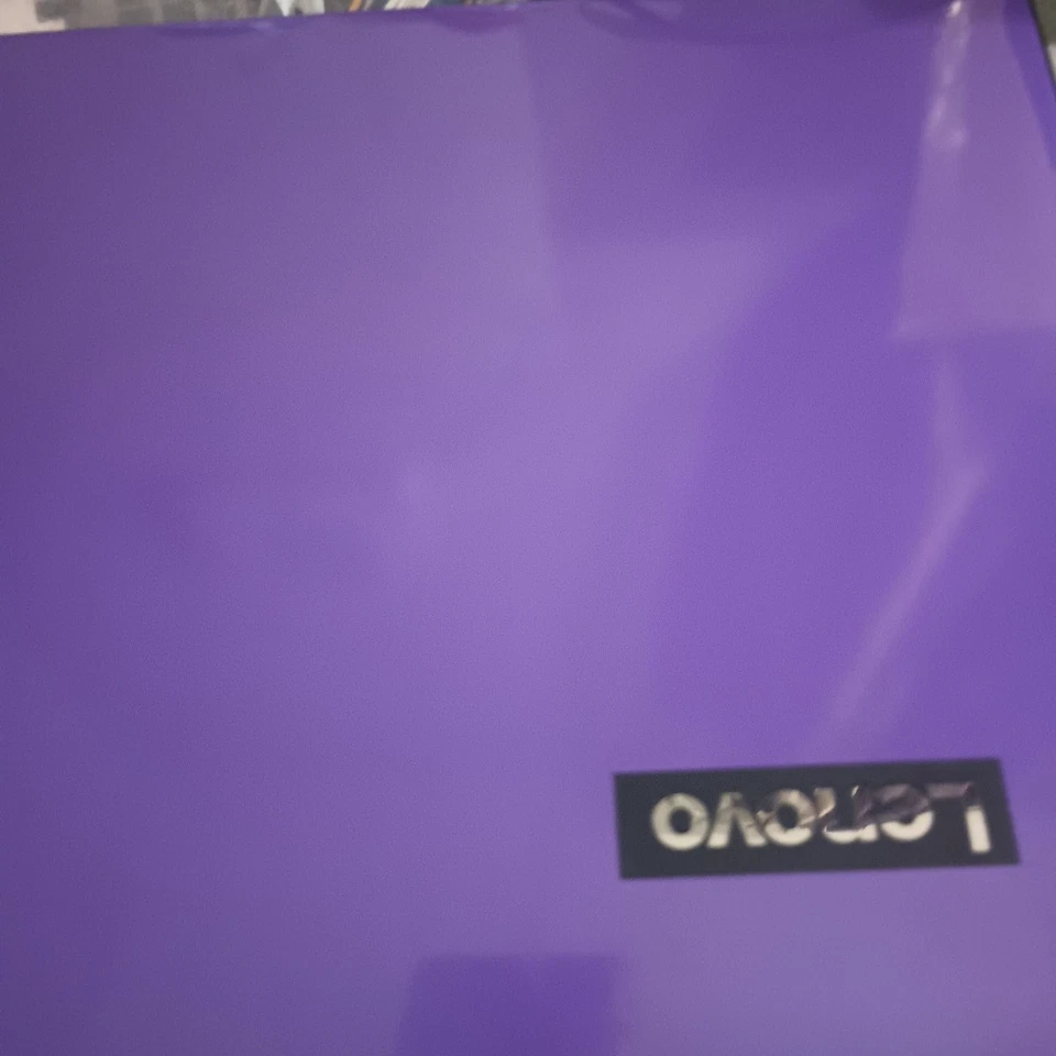 PANTALLA TÁCTIL LENOVO IDEAPAD 15.6" MORADA i5 7ª GENERACIÓN 12G RAM,256G SSD,DVDRW,WIN11 Foto 1 de 3