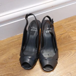 Womens Clarks cushion soft peeptoe wedges slingbacks size 4 D black leather - Picture 1 of 7