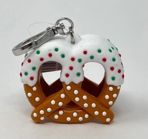 NEW BATH & BODY WORKS DIPPED PRETZEL POCKETBAC HOLDER HAND SANITIZER CASE CLIP - Picture 1 of 6