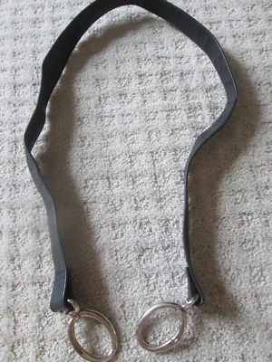 Bolsa Miche preta plana alça 37" de comprimento com mosquetões embutidos para bolsa Prima grande - Imagem 1 de 3