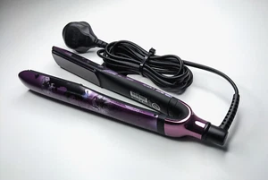 GHD Platinum Violet Hair Straighteners Proffessional Styler S8T261 Pre Owned - Picture 1 of 13