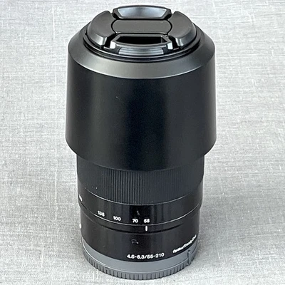 Sony E 55-210 mm f/4.5-6.3 OSS Telephoto Zoom Lens SEL55210 - EXCELLENT - BLACK - Image 1 of 4