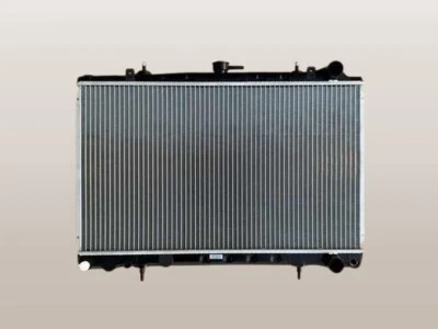 Radiador para Nissan Cefiro A31 CA31 LA31 LCA31 21410-73L06 Foto 1 de 2