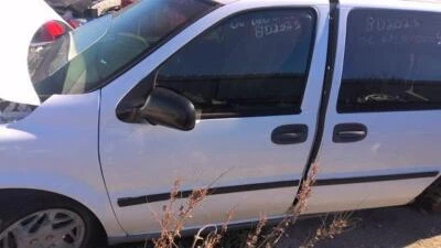 Chevrolet Uplander Buick Pontiac 2005-2009 puerta delantera izquierda del lado del conductor blanca OEM Foto 1 de 4