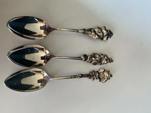  Reed and Barton Stainless Demitasse Coffee Spoon Flower baby spoon set of 3 lot - Picture 1 of 8