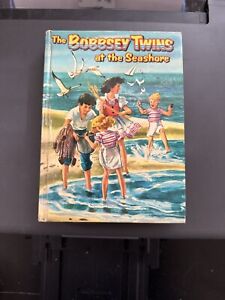 1954 The Bobbsey Twins at the Seashore Children's Book Used
