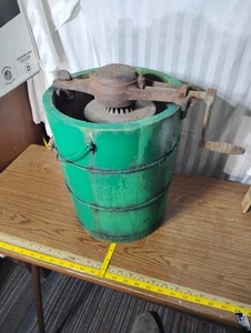 Vintage Ice Cream Maker New Fre Zee Zee Ice Cream Freezer Wood Barrel Green - Picture 1 of 7