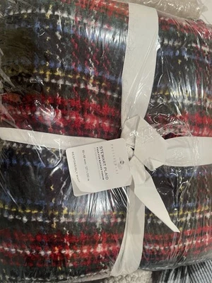 Pottery Barn Stewart Cuadros Piel Sintética Espalda Tiro Rojo Navidad 50 60 Rojo Nuevo con etiqueta Foto 1 de 2