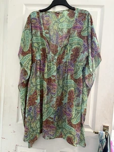 Ladies Green Purple Paisley Short Sleeve Beach Cover Up Dress Top Xl Fit Size 20 - Picture 1 of 3