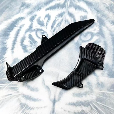 Cubierta de piñón de fibra de carbono brillante para Honda CB1000R cb1000r 17-24 Foto 1 de 4