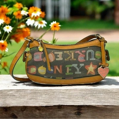 Mini bolso de hombro vintage Dooney & Bourke con logotipo multicolor Foto 1 de 4