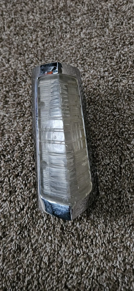 R.H. Parking Lamp 1952-53 Kaiser Virginian Deluxe Manhattan FRH. Crack In Metal - Image 1 of 4