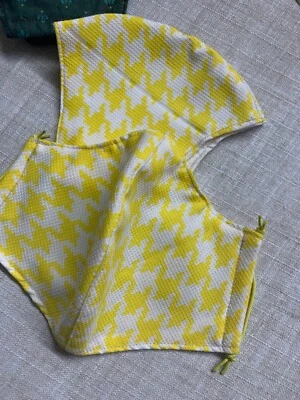 Маска для лица ручной работы из 100% хлопка/ткани/ткани моющаяся/многоразовая, сделано в Техасе - Изображение 1 из 4